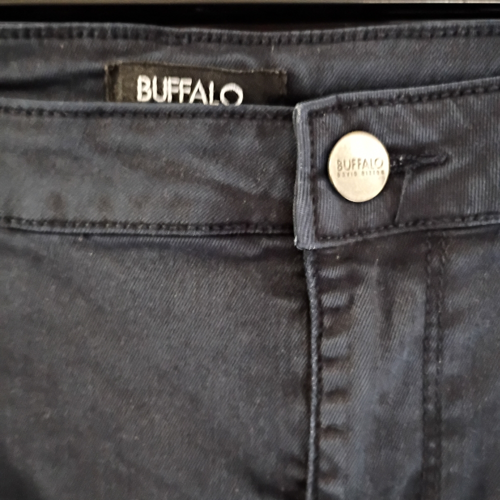 EUC‎ Size 12/32 BUFFALO DAVID BITTON Navy Mid-Rise Stretch Skinny Comfy Jeans - Picture 9 of 12